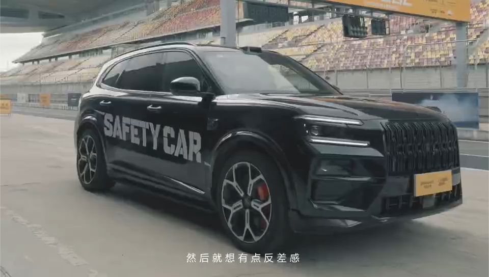 极氪8X 如何圈粉一众超豪华品牌玩家