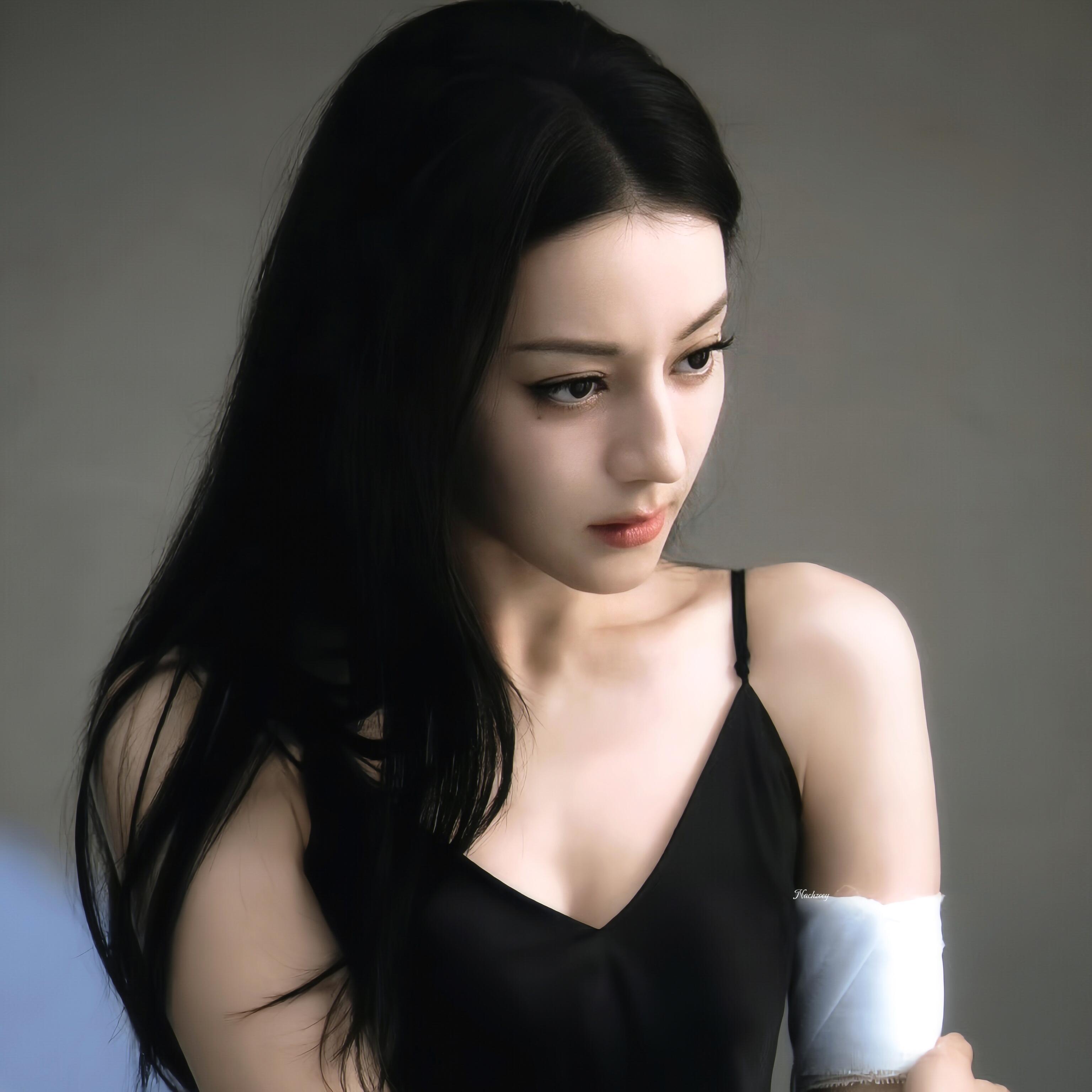 女明星头像丨迪丽热巴𝐖𝐞𝐂𝐡𝐚𝐭丨头像背景图搭配 丨 优质头像 丨高