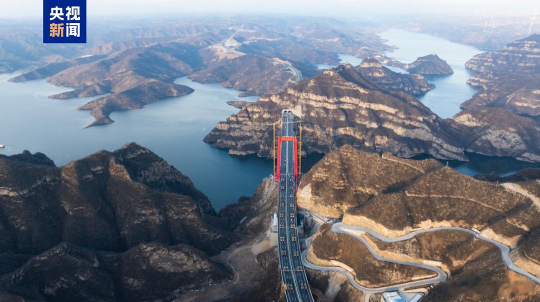 河南黄河三峡大桥通车在即 12月5日下午，世界首创独塔地锚式回转缆悬索桥——济新