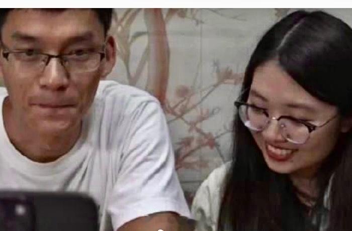 唐尚珺高考16次累计获30万补助16次高考，30万补助，年均不到2万，这“职业考