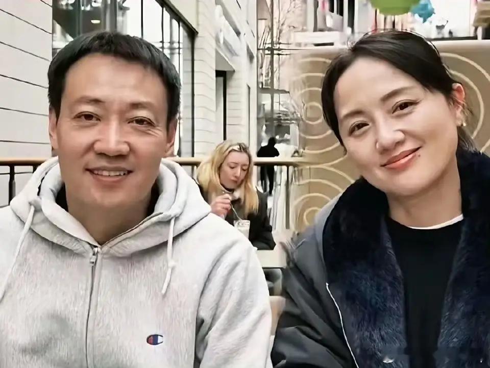 时隔4个月宣布辛柏青重庆复工演话剧重庆官网发布辛柏青十月二十四日出演话剧 朱媛媛