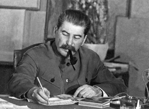 如果1950年朝鲜没打起来，美国第七舰队没开进台湾海峡，咱们解放军能不能一鼓作气