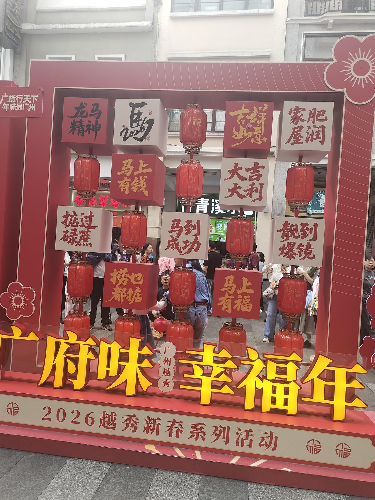 女人的顶级清醒：不回头，对自己狠
 
别再纠结爱不爱、值不值，真正通透的女人，只