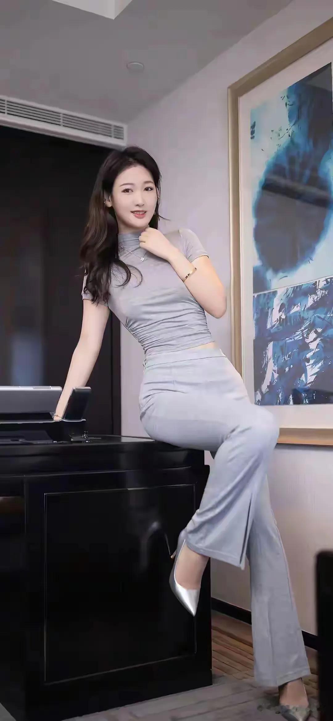 身材好的美少女