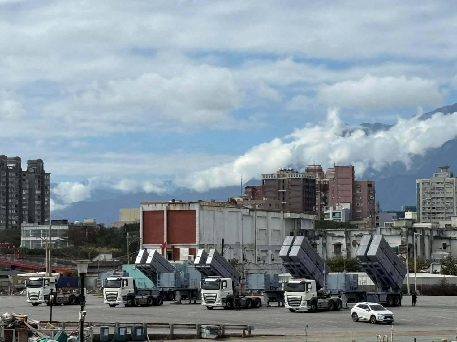 省队海锋大队雄二/雄三在花莲港展开