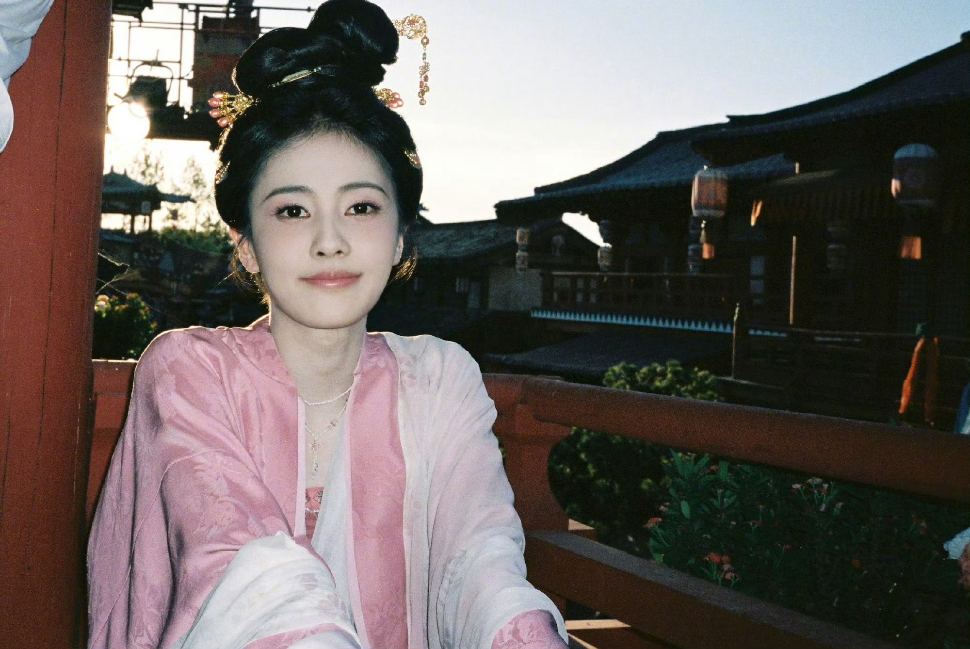 叶璃以后只流幸福的眼泪白鹿莫离 .白鹿莫离口碑 .白鹿陆虎认识十年了