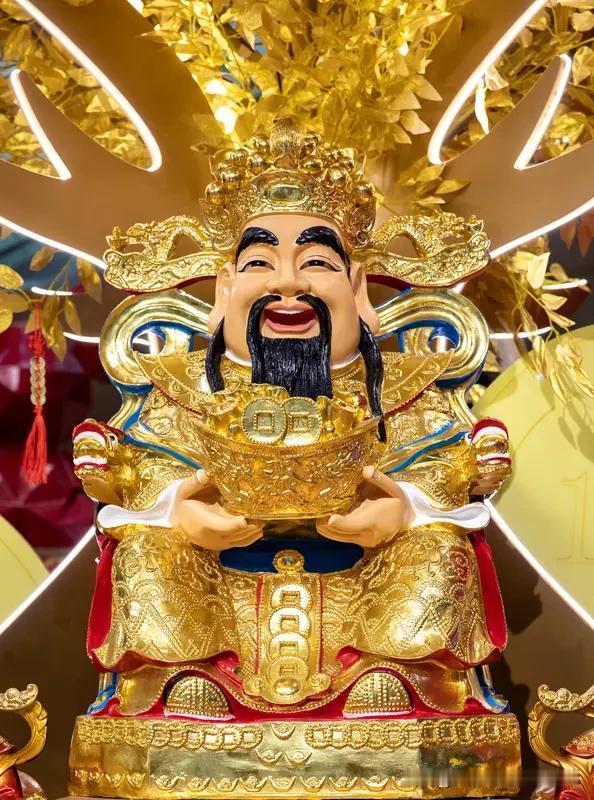 大年初五迎财神，这时候我可得把“祝你好运！财源滚滚！”的祝福狠狠送出去。传统年俗