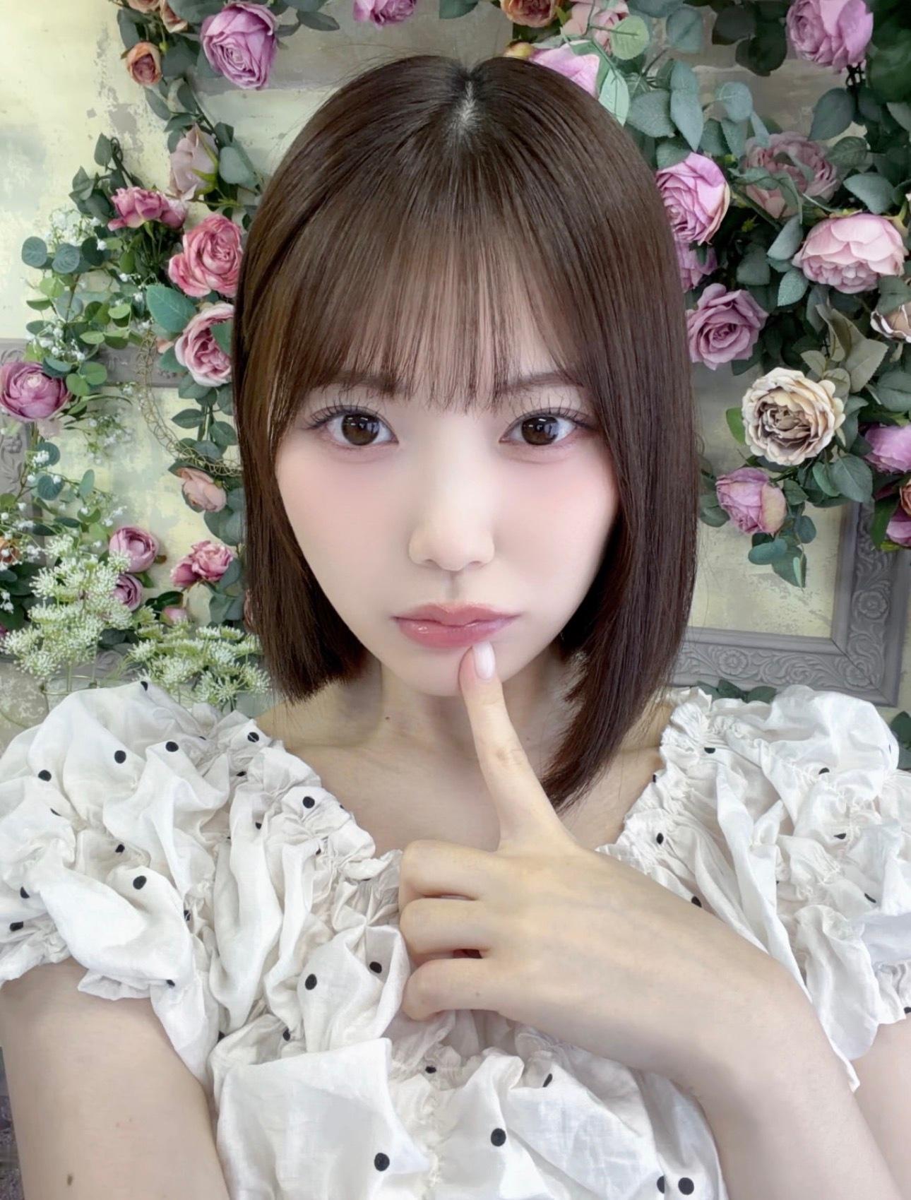 澪胖也剪短发了！这一个个的都剪短发了 她们那里现在都流行短发吗石川澪：剪了头发✂