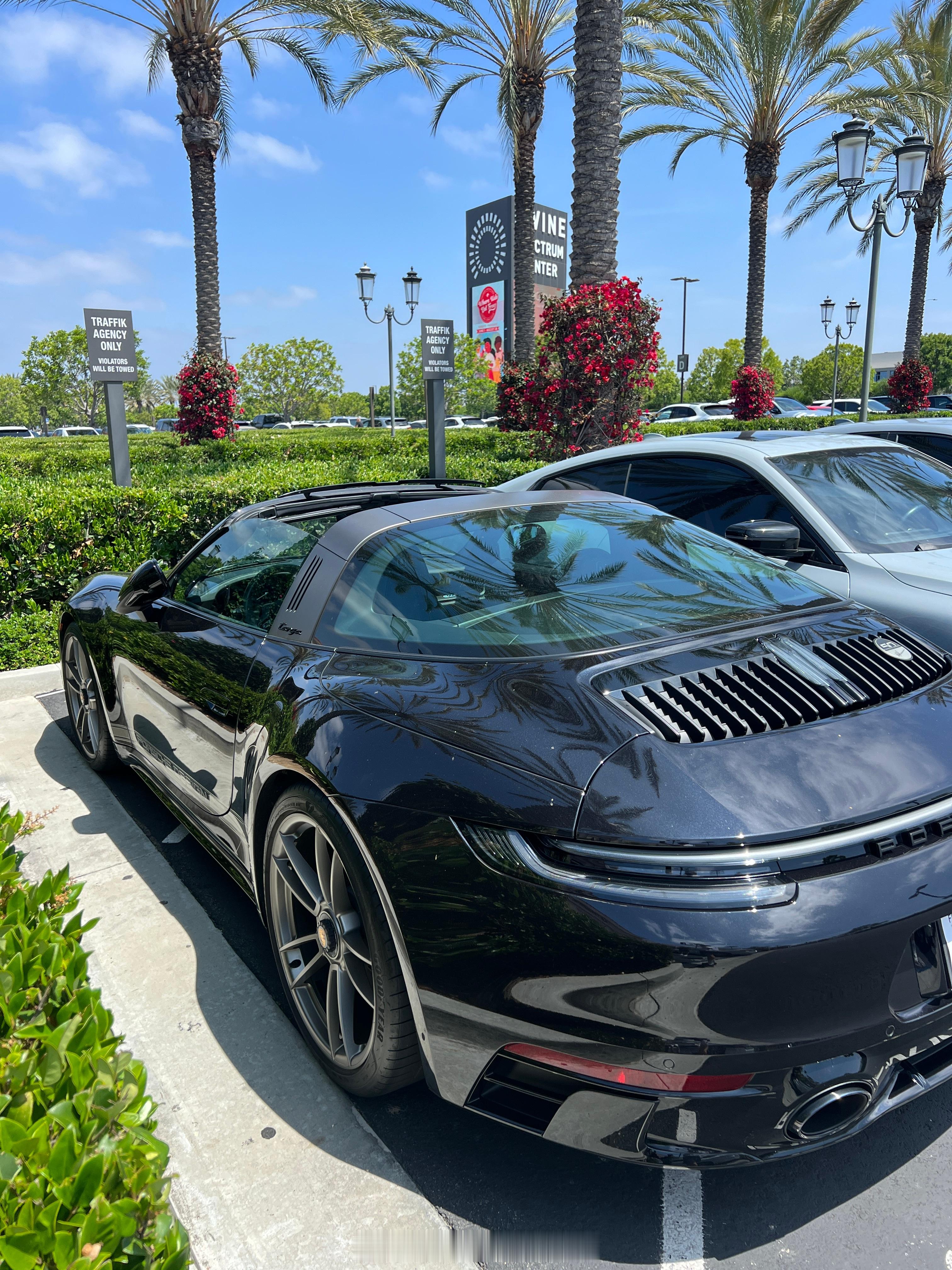 这个绝对是我这几年的Dream car，至少在开一段时间前还是。😄 ​​​