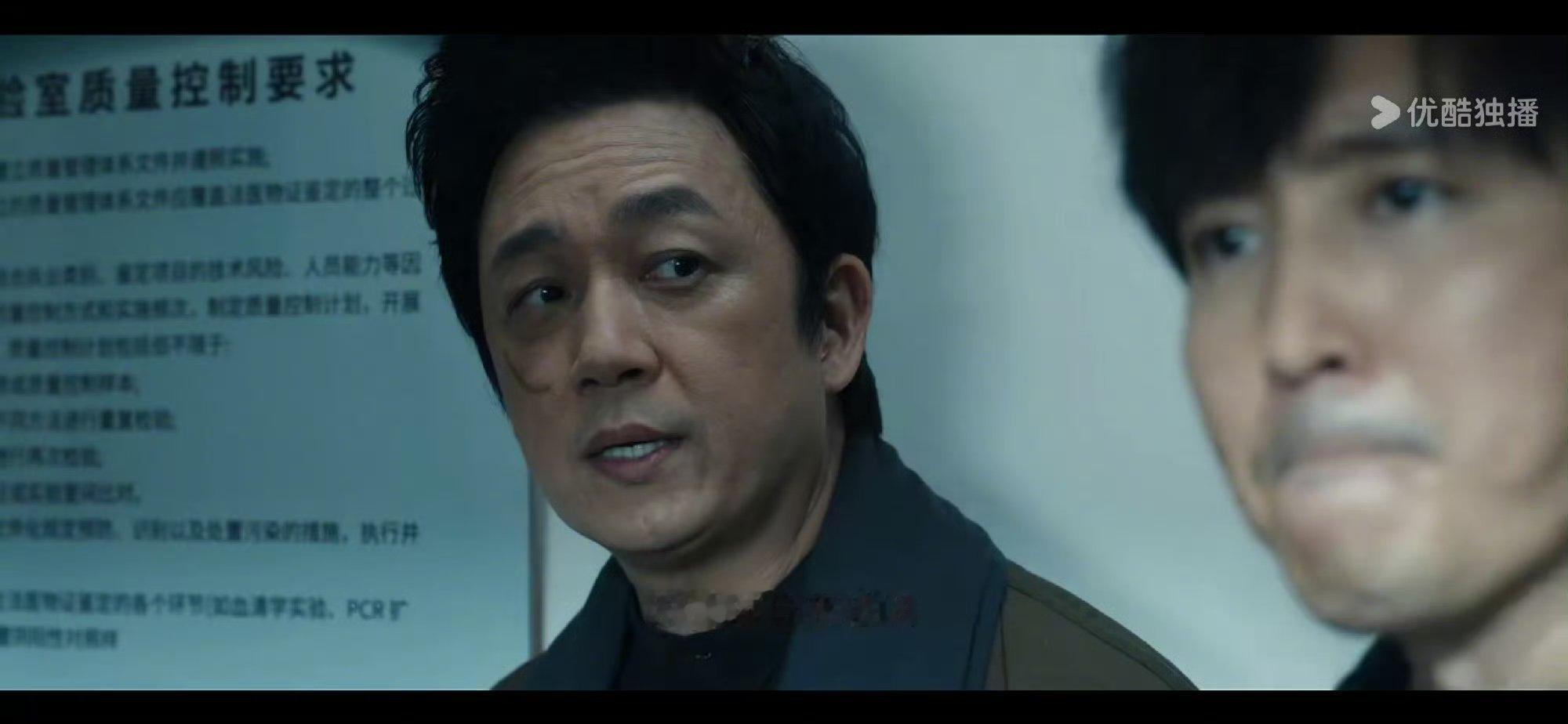 我感觉他不会死的，知道了除了摊牌啥也没干，这么多铺垫，后面应该是个神助攻！ 白夜