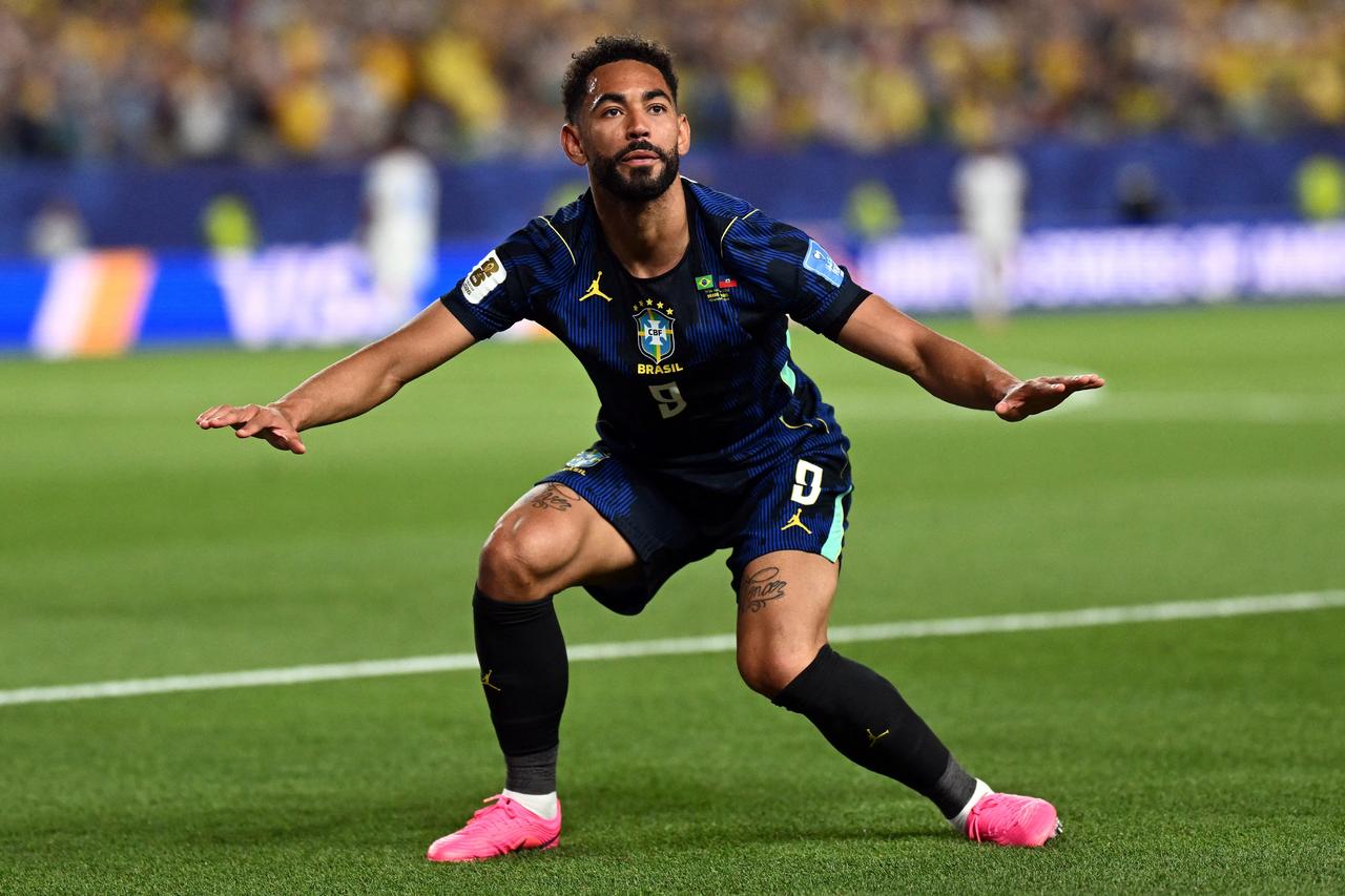 全场比分丨海地 0-3 巴西
⚽库尼亚梅开二度
7名英超球员登场🔽
海地：伊西