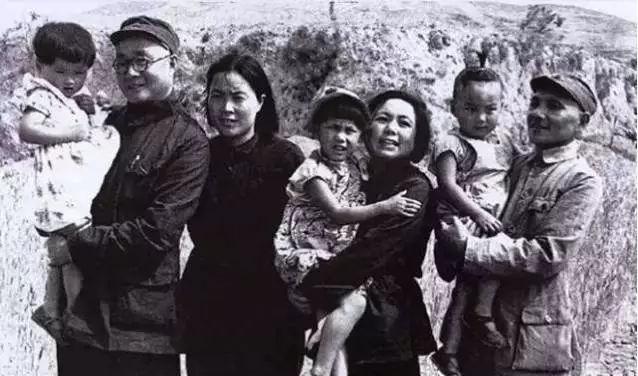 刘伯承元帅戎马一生，有“军神”“当代孙武”之称。然而，对于军事之外的刘伯承，也许