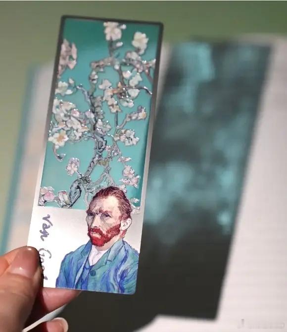 知書club 再版书丨留传世间的《向日葵》和《星夜》是怎么诞生的？真的是他亲手结