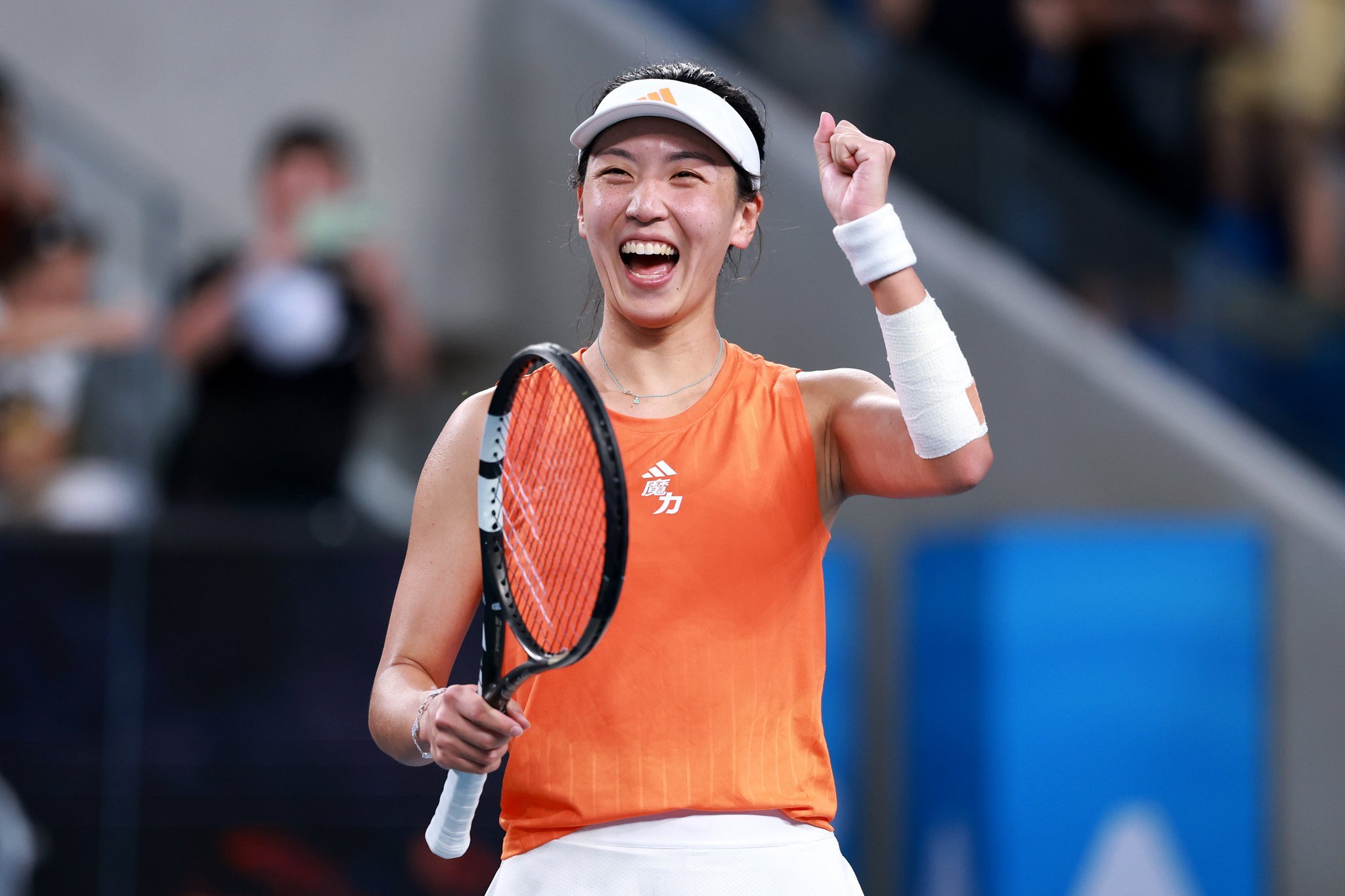 王欣瑜2比0马萨洛娃 王欣瑜进克卢日纳波卡赛8强克卢日纳波卡250赛第二轮，赛会