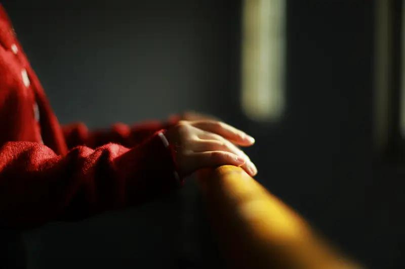 中年女人心里盼着的，可远不止丈夫的爱。45岁的张姐大半夜发了条朋友圈，照片里是空