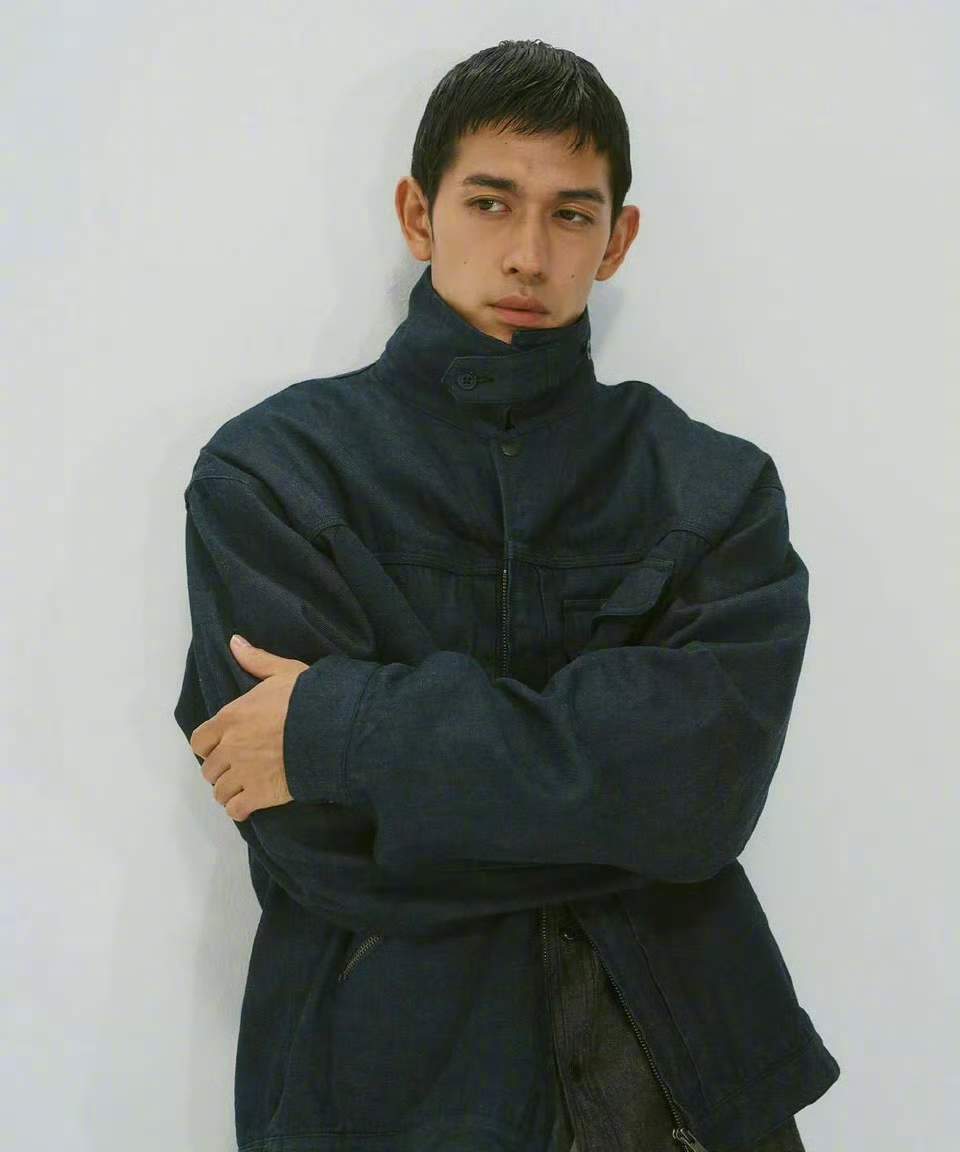 满岛光宣布再婚怀孕 日本演员满岛光通过个人社交平台宣布，与模特浅野启介再婚，并透