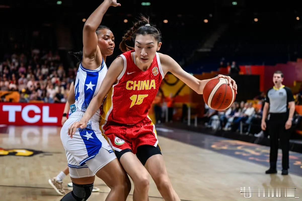 中国女篮险胜波多黎各挺进八强！

在刚刚结束的2026年女篮世界杯八强资格赛中，