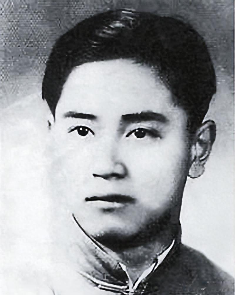 豪门兄长砸空白支票赎人，28岁烈士宁死不低头，这才是真正的信仰！
 
1948年