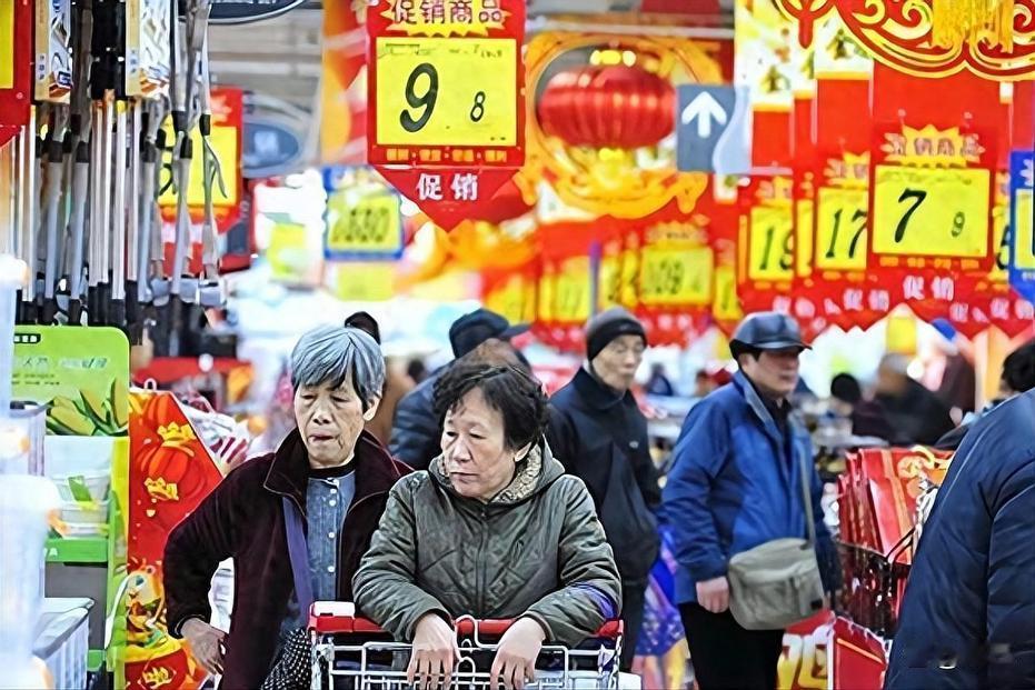 七月全国降价潮来袭！房价之外，汽车家电生鲜三类商品全面降价
 
楼市持续降温，三