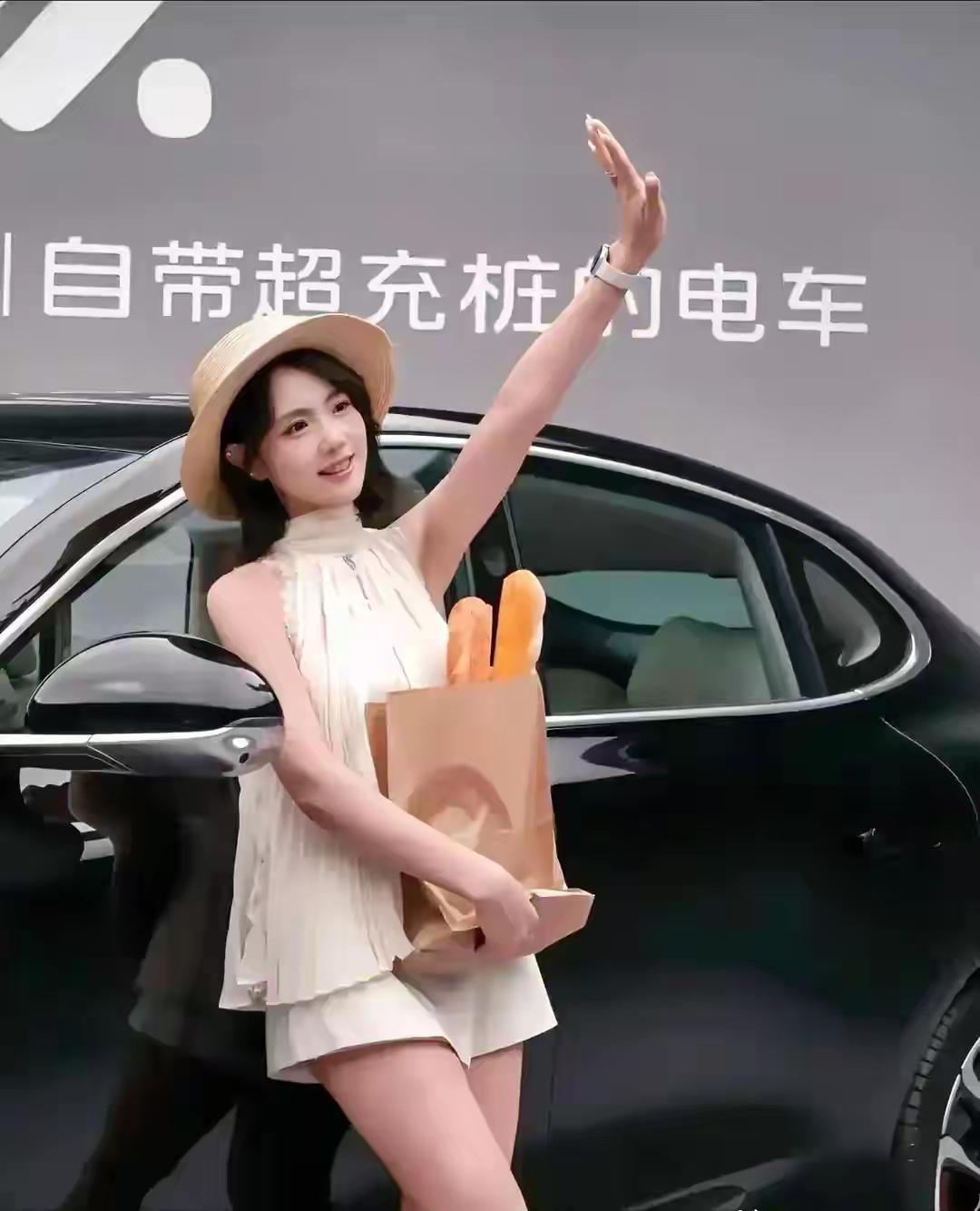 赤裸裸的现实来了，加满50升油箱：
美 国：约需370元人民币！
日 本：约需4