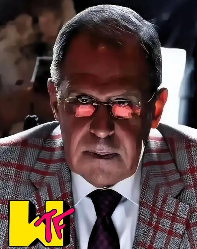 俄罗斯打乌克兰，美国光明正大地给乌克兰送武器。现在美国打伊朗，俄罗斯也开始光明正