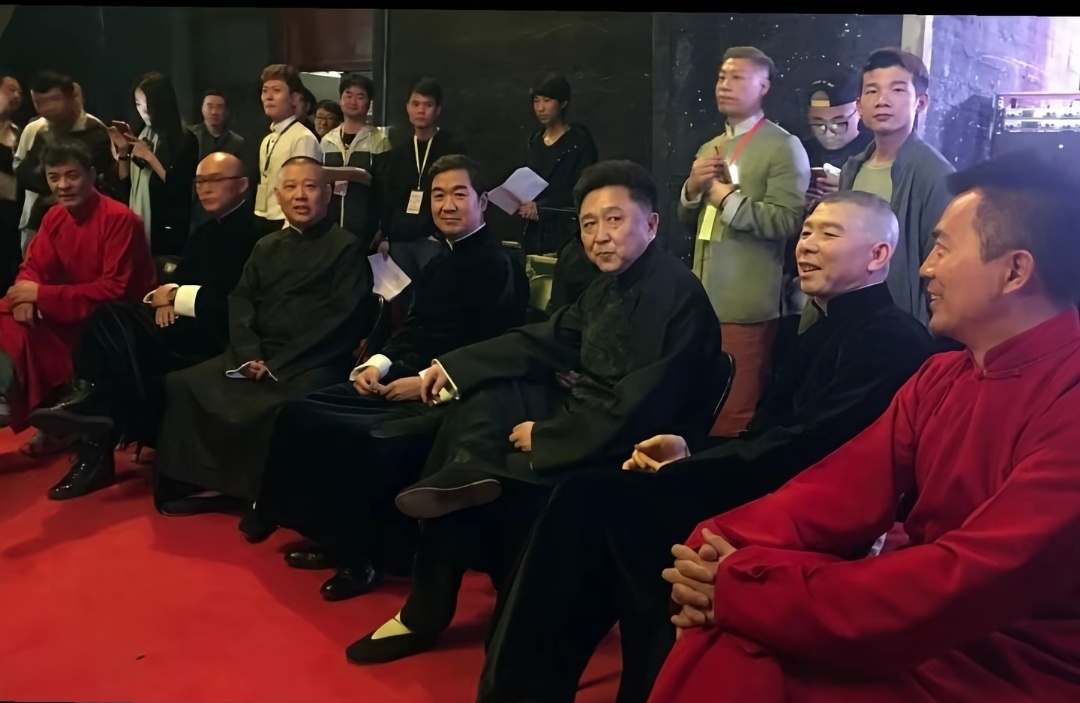 大佬们的气质。 