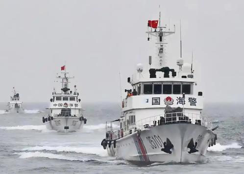 中国这边刚放出风声，明确说了要是有人敢往敏感区域运武器，直接扣人扣船，没半点含糊