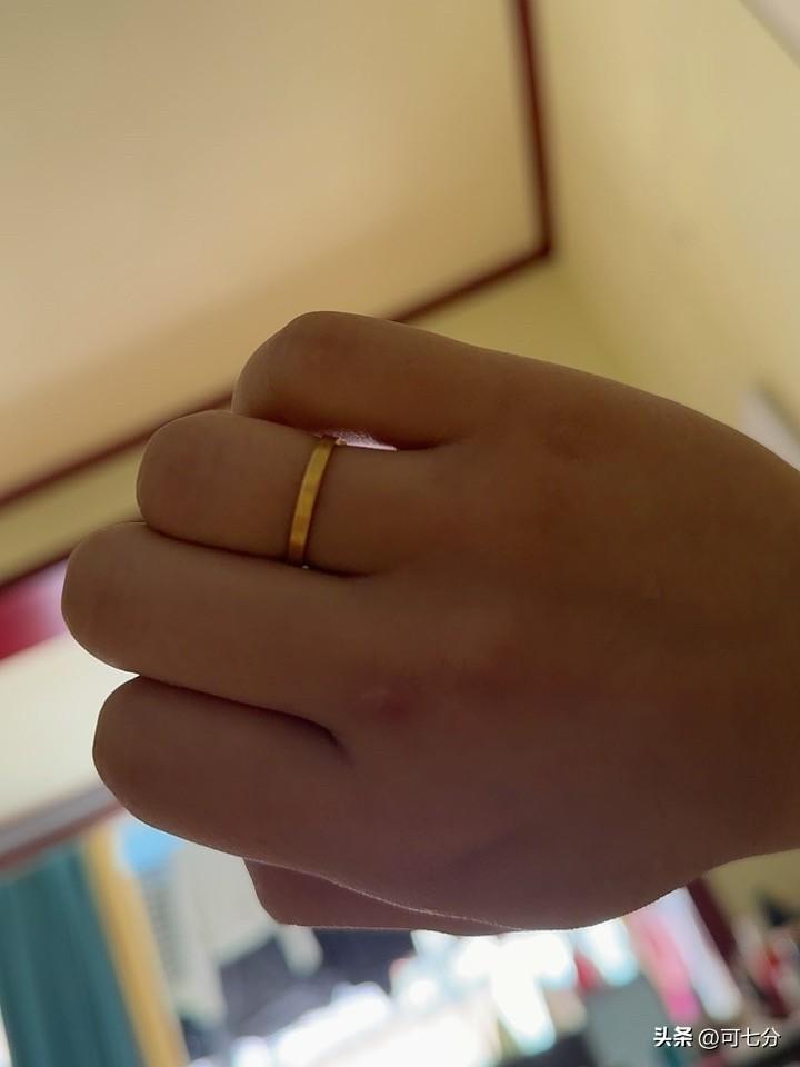 2016年：金价为268元/克
2017年：金价为276元/克
2018年：金价