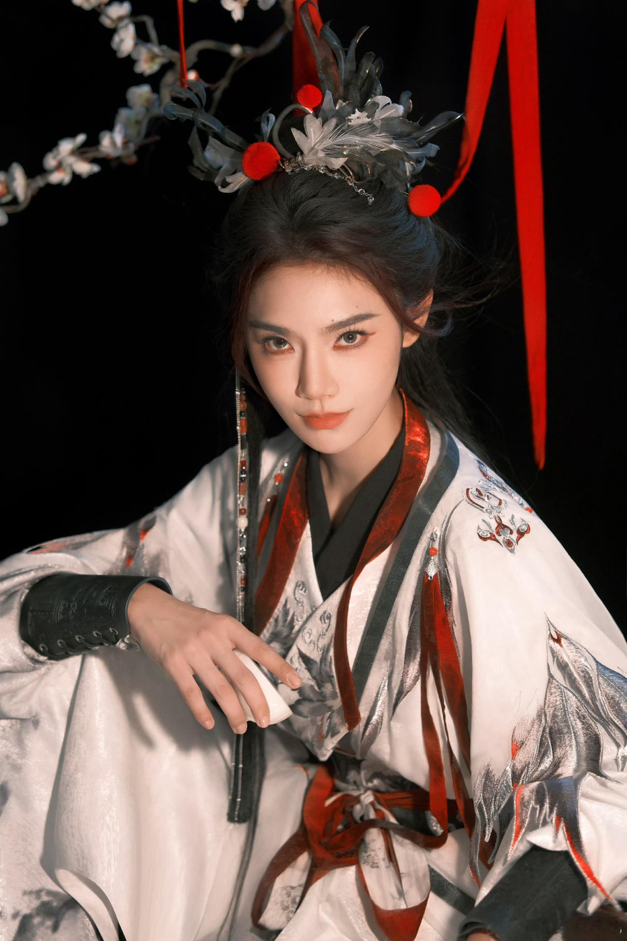 曾可妮国风盛典侠女造型2025搜狐视频国风盛典