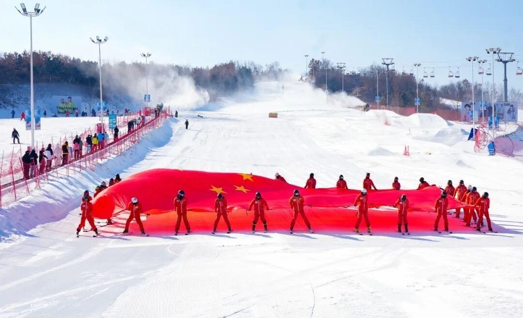晒图笔记大赛2月7日，以“雪地气排，悦马迎春”为主题的青岛市西海岸新区首届雪地气