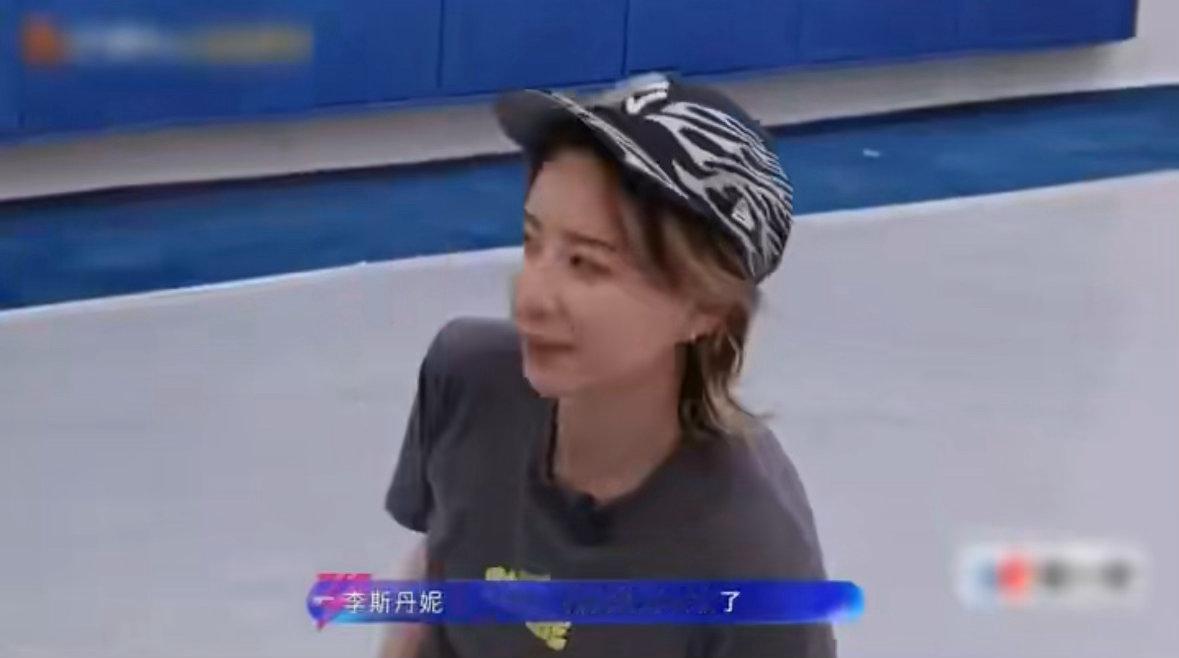 宋妍霏你的马吟吟来了浪姐太懂观众喜好，总能拍出暖心互动片段，一句提醒开启欢喜时刻