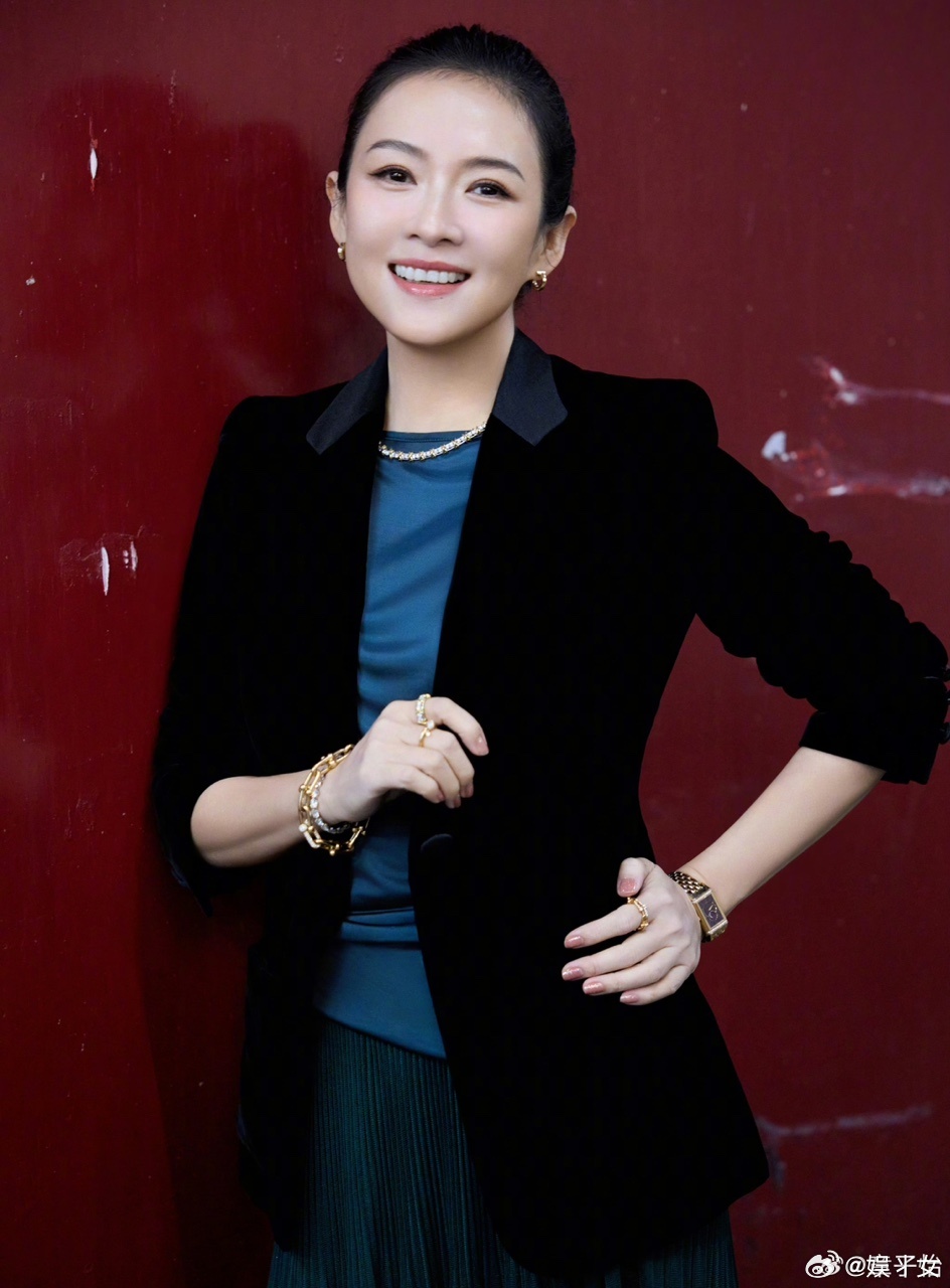 章子怡编剧严选 章子怡《酱园弄·悬案》詹周氏这个角色被她演绎得入木三分👍一眉一