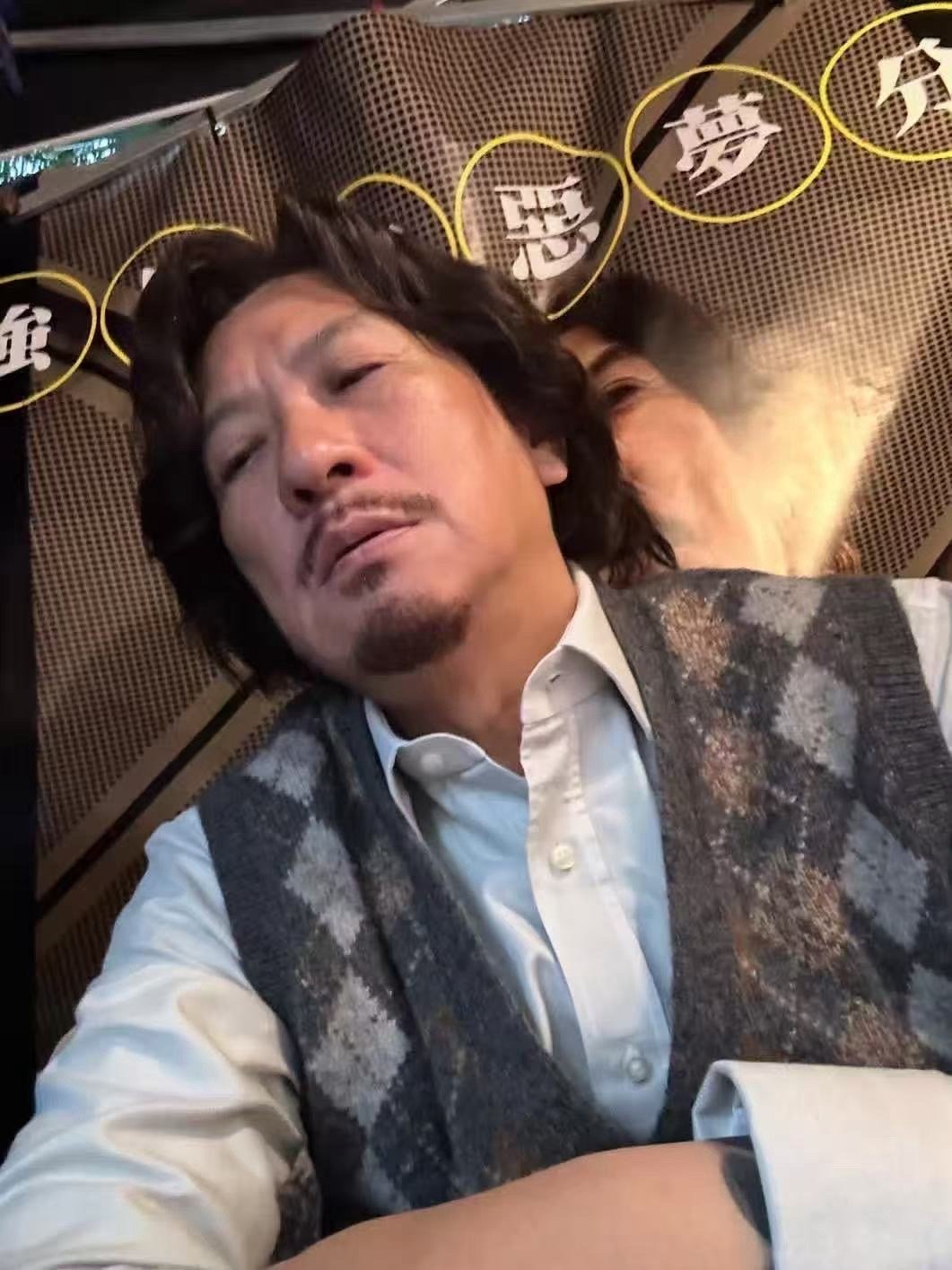 张家辉回应坐地铁参加金像奖  从演员到导演，张家辉始终突破自我，用电影探讨人性深