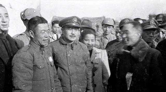 1949年，国民党“不可一世”的邱清泉被击毙，据参谋长李汉萍回忆：他被击毙前就已