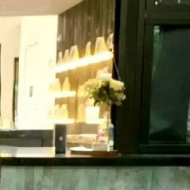 1600人之初，性本善。 上善若水，大爱无疆。 慈心为民，善举济世。 无缘大慈，