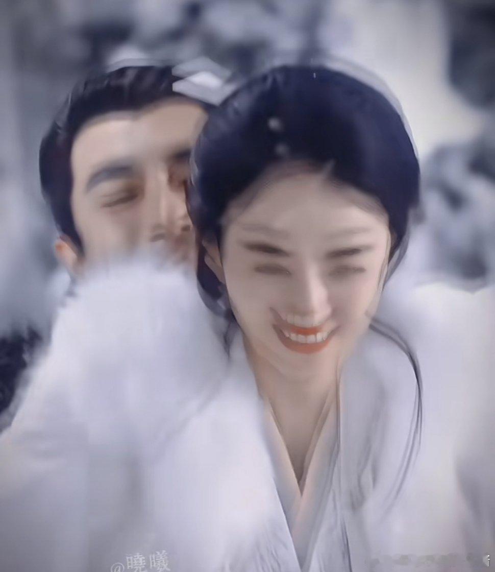 赵丽颖一定是林更新的意难平，眼神是藏不住爱意的 ​​​