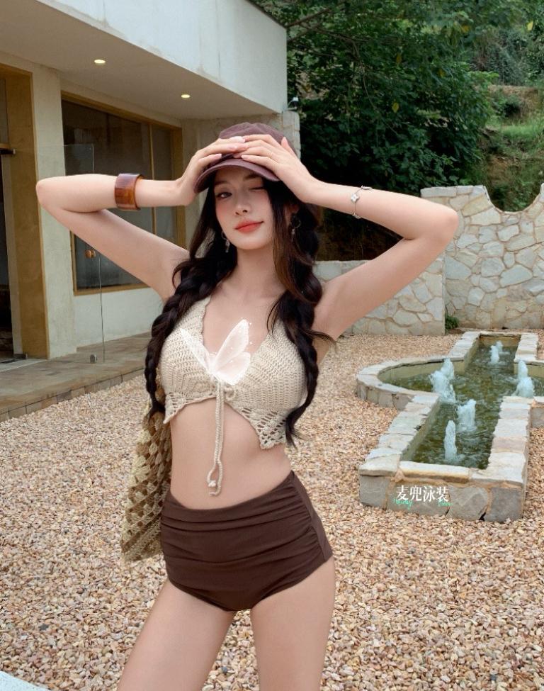 针织系复古风显白泳装～气质高级感温泉比基尼～超美比基尼度假穿搭 泳装穿搭风格 沙