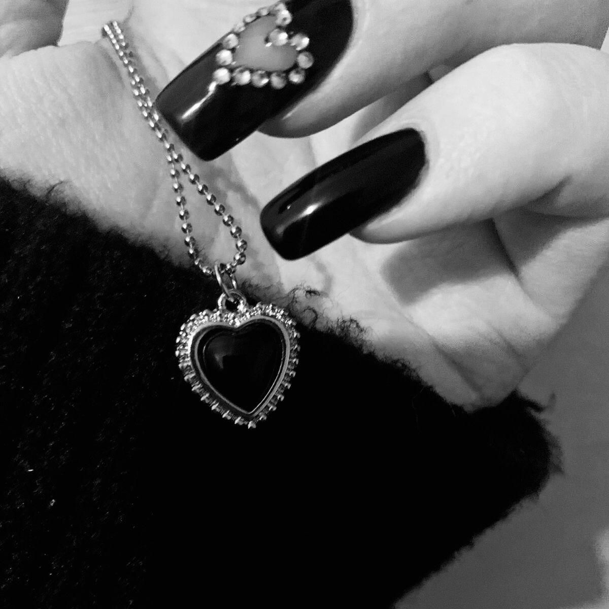 黑白高级感背景图♡흑백꒰ঌ🖤🤍໒꒱ ​​​