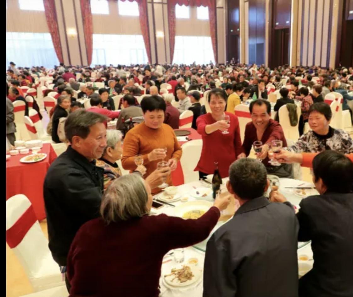火热五一，喜宴连连！
从城区吃到村落，从一座城市奔赴另一座城市！
四月三十日拉开
