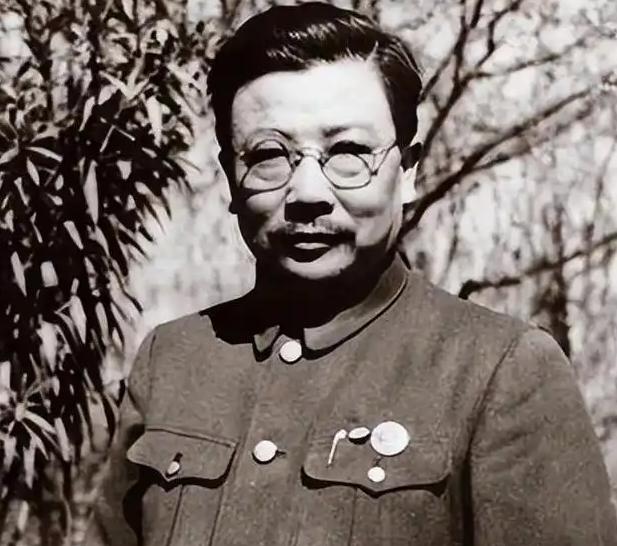 1943年，一个害死200多人的大叛徒，找李克农自首，李克农与他聊了3天，最终决