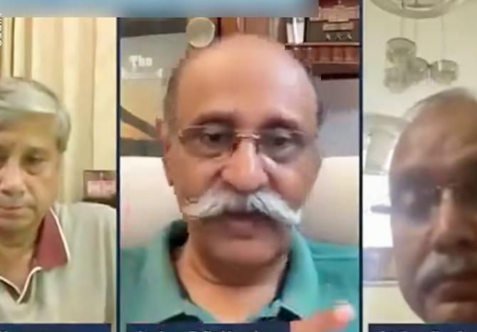 真是活久见！12月18日，三位印军退役中将激烈辩论，讨论如何出手救中国！
 
可