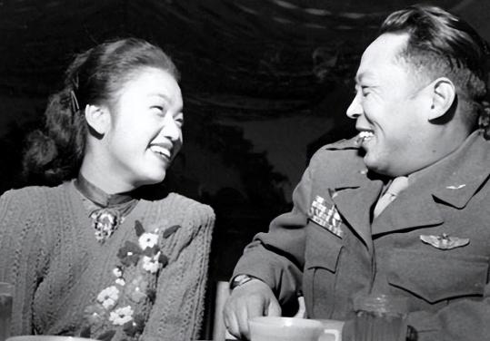 1947 年，因张灵甫战败负重要责任的李天霞，在临沂师部被逮捕，并押送至南京候审
