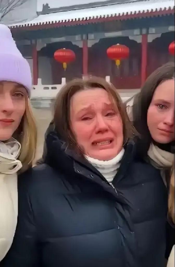 一位乌克兰母亲的一番话让无数人破防：“我的三个女儿都嫁中国人，不要彩礼，只希望她