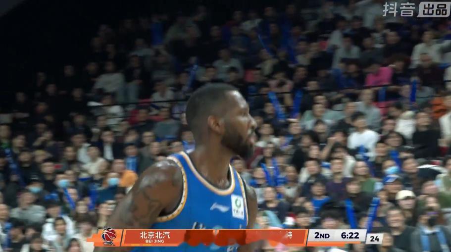 这杰曼太准了得到11分，6投4中，三分球4中3,这命中率太高了