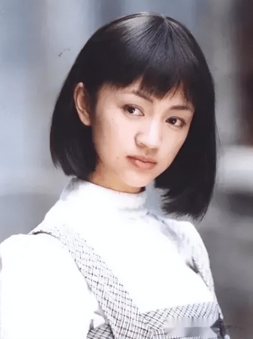 变样了？美到能演妲己的罗海琼竟被人催整容……
大美人罗海琼曾经演过许多著名的角色