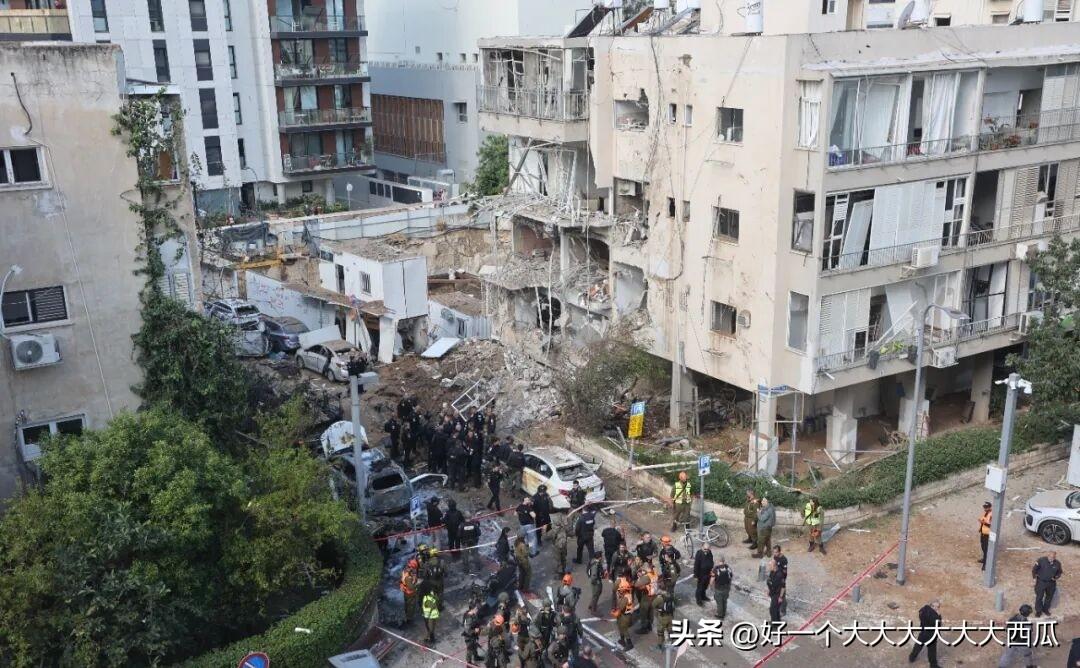 猜猜照片中这座被炸的城市是哪里？
这里不是加沙地区，
这里也不是黎巴嫩某城市，