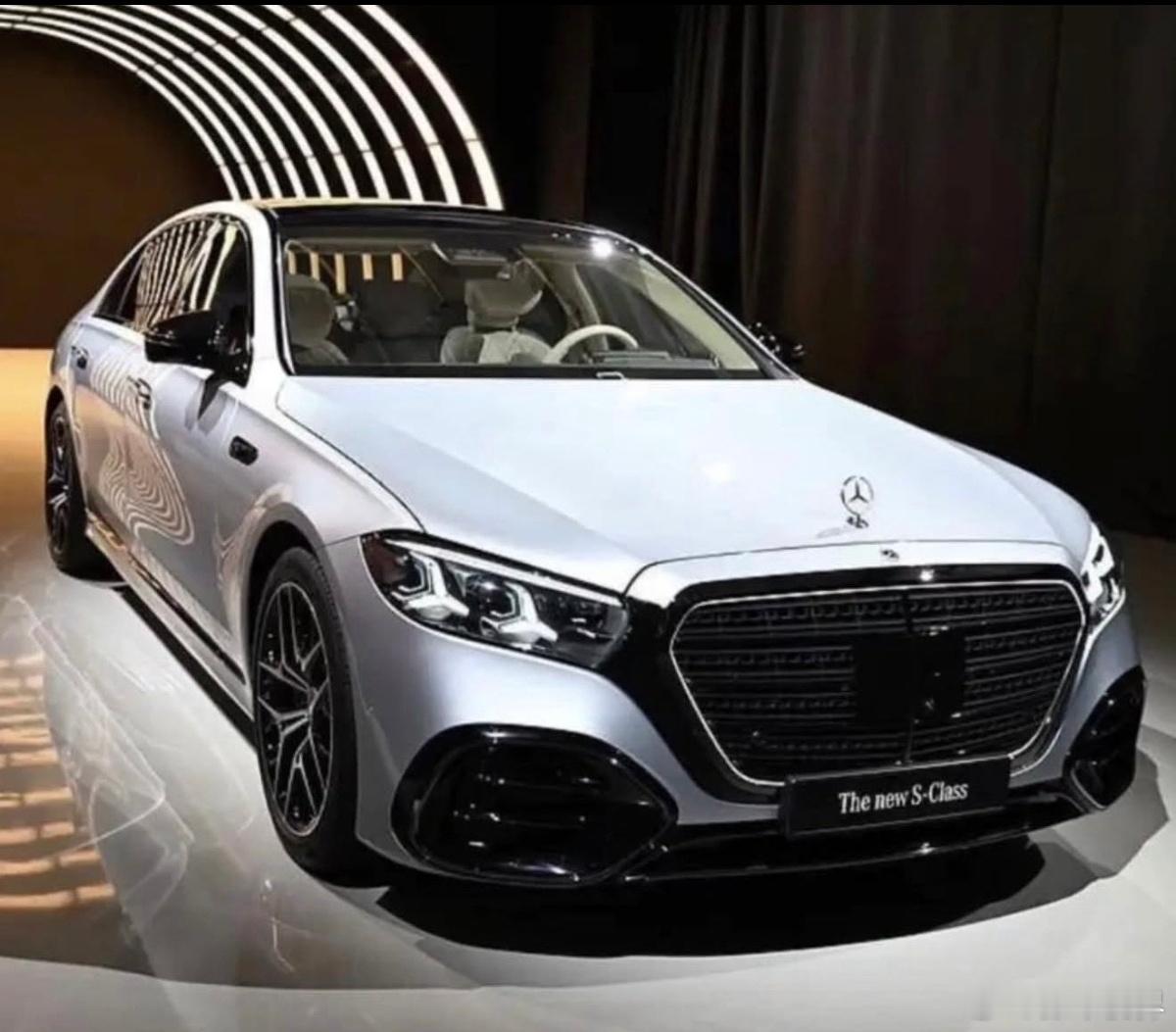 跨越140年的热爱 中期改款S级，长这个样子！这种尊，与生俱来。撩妹不如撩车