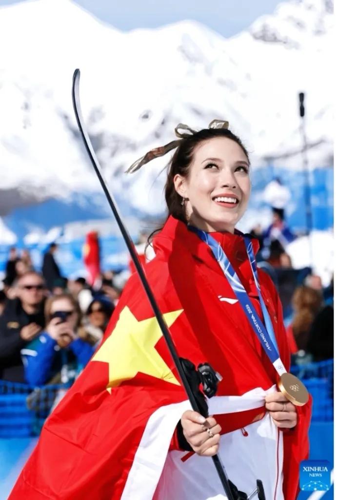 
        谷爱凌这回是真的硬气，一点面子都不给老美留。

      