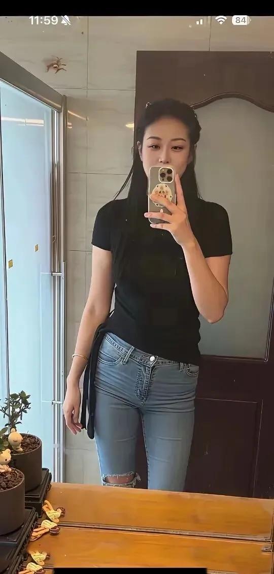 年少不知阿姨好