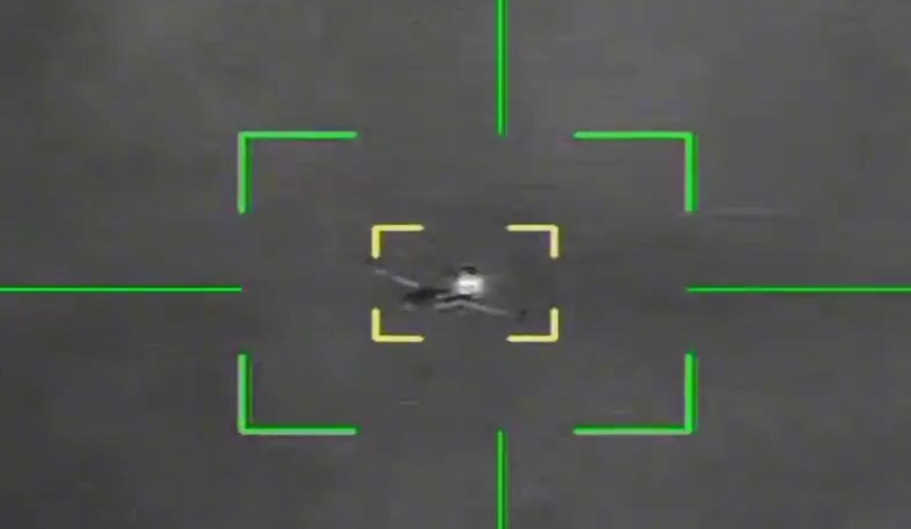 这不就来了吗！

早就说过A-10疣猪一定会被击落。因为这款战机，飞的太低了，如